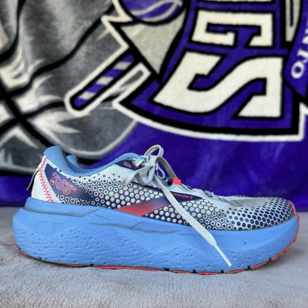 Size‎ 8 - Brooks Womens Caldera 6 Trail Shoes Blue Gray Red - Picture 11 of 15